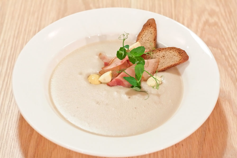 Каштановый крем-суп с беконом из кафе «Щислива» - фотография № 14