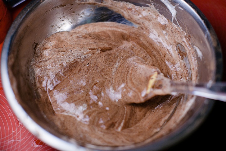 Шоколадные пирожные с кремом - фотография № 11