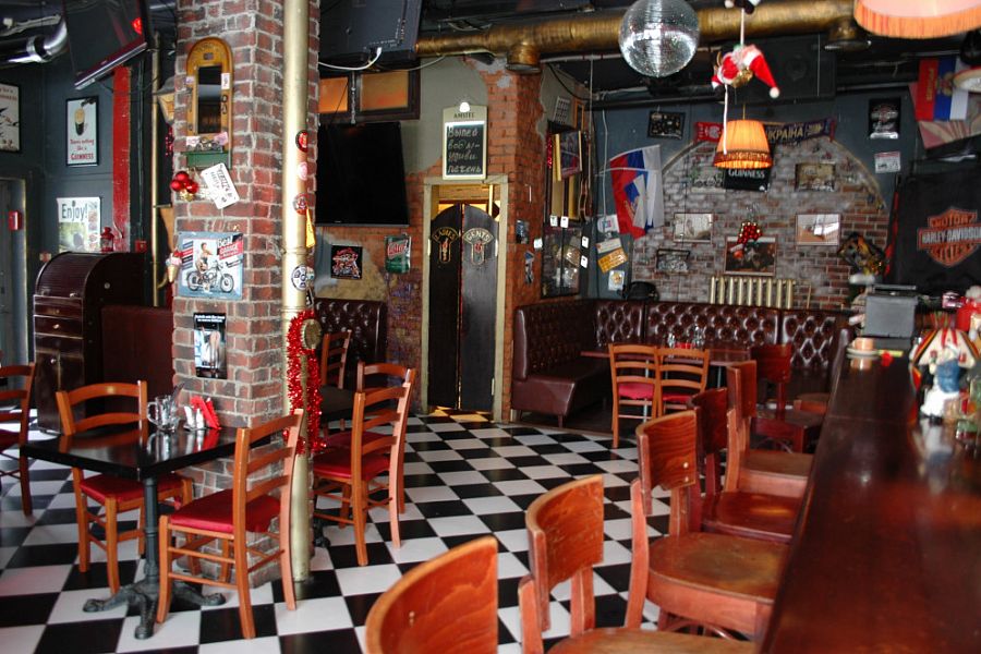 Double Bourbon Street Bar / Дабл Бурбон Стрит Бар (закрыт) - фотография № 1