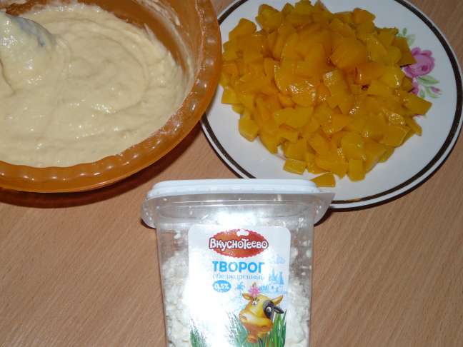 Пирог с зерновым творогом и персиками - фотография № 2