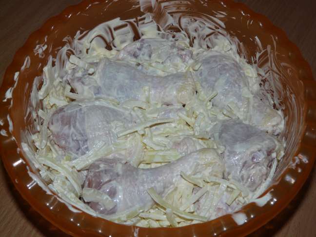 Куриные ножки, запечённые под сыром с картофелем и грибами - фотография № 2