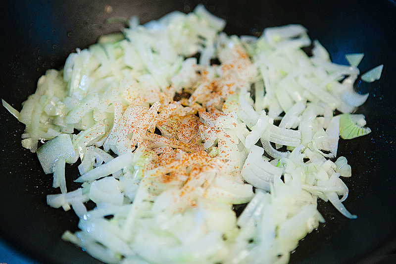 Морепродукты в сливочном соусе с рисом по-восточному - фотография № 8