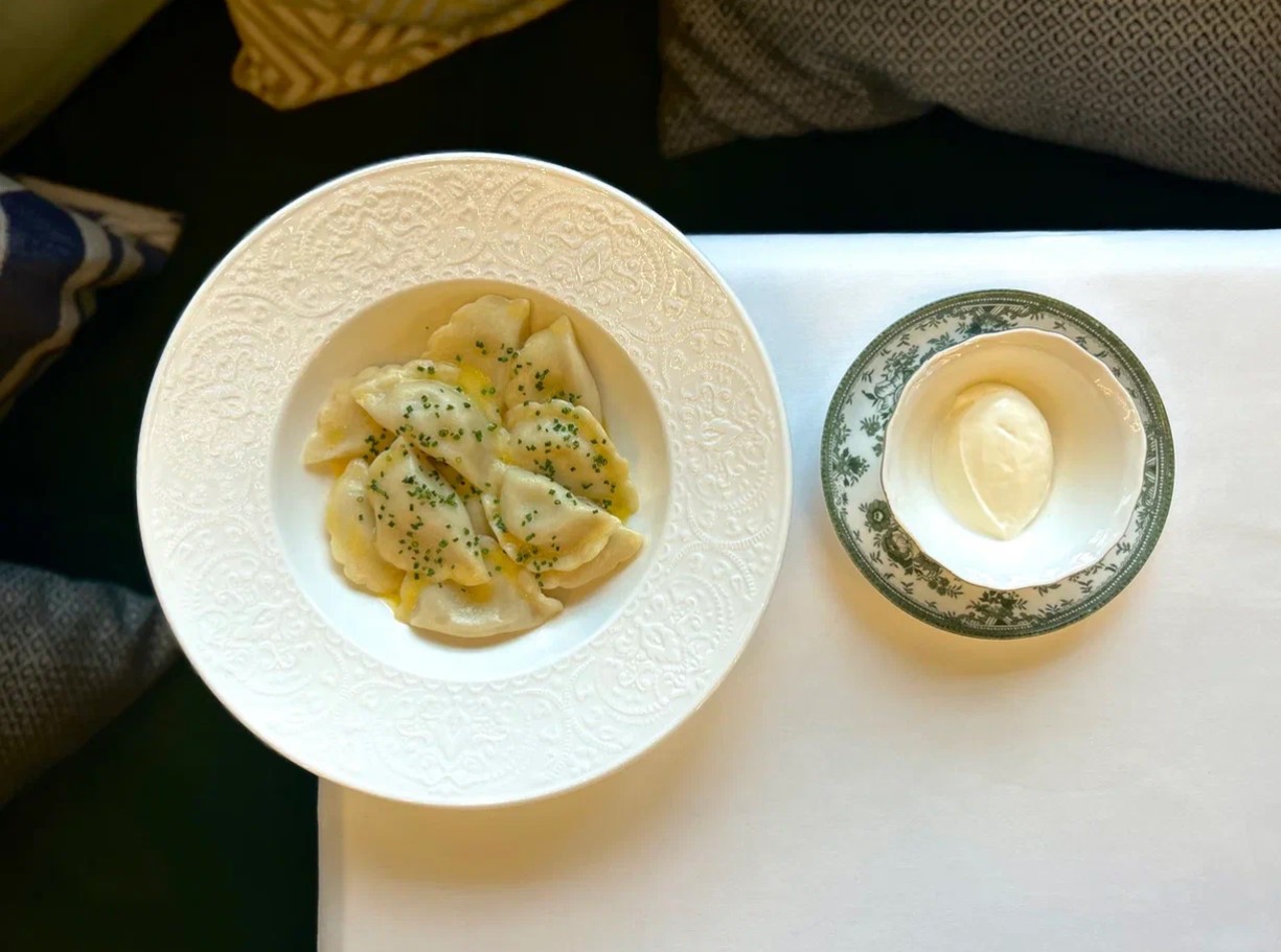 «Москва слезам не верит» в GRACE Bistro - фотография № 1