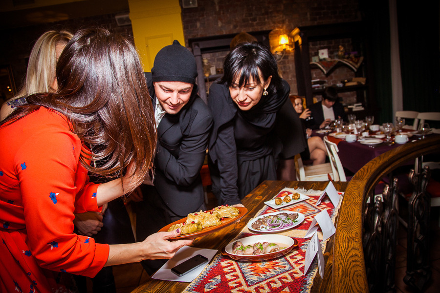 Гастроли легендарного ереванского бренд-шефа и телеведущего Седрака Мамуляна в ресторане GAYANES - фотография № 15