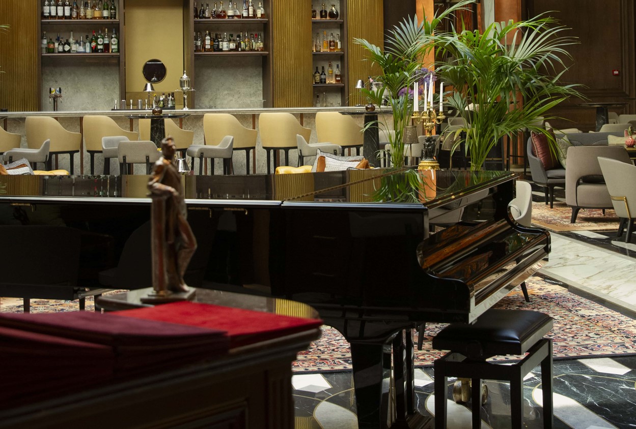 Марита (вокал перфоманс) - фотография № 1