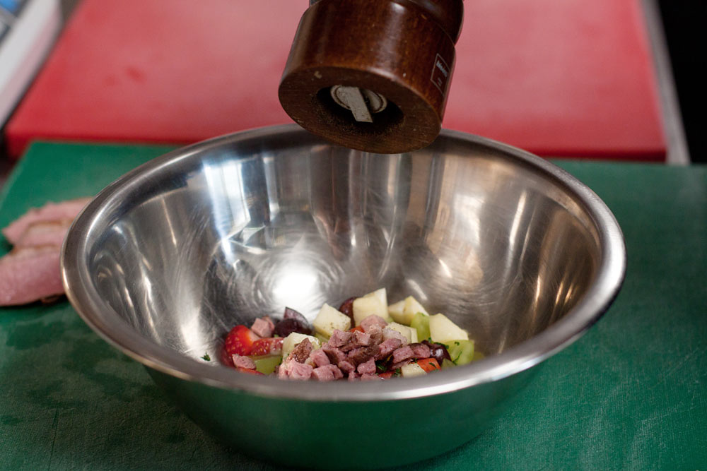 Фруктовый салат с утиной грудкой из ресторана John Martin’s Pub - фотография № 34