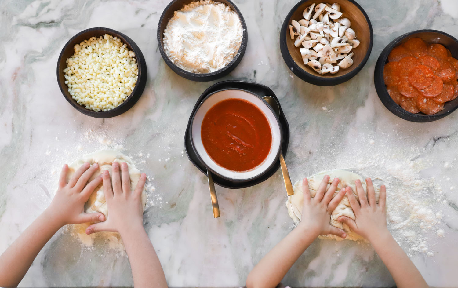 Мастер-класс по приготовлению пиццы - фотография № 2