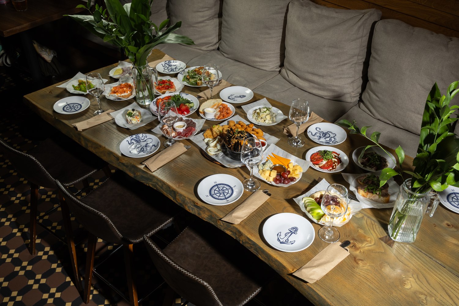 Моряк и Чайка на Кузнецком