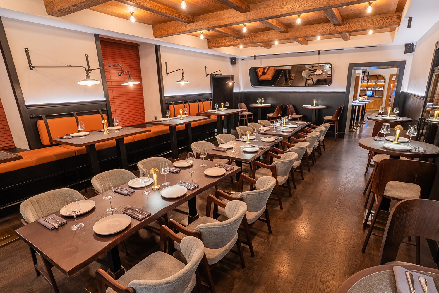 Восточная вечеринка и пятиметровая шаурма - фотография № 1