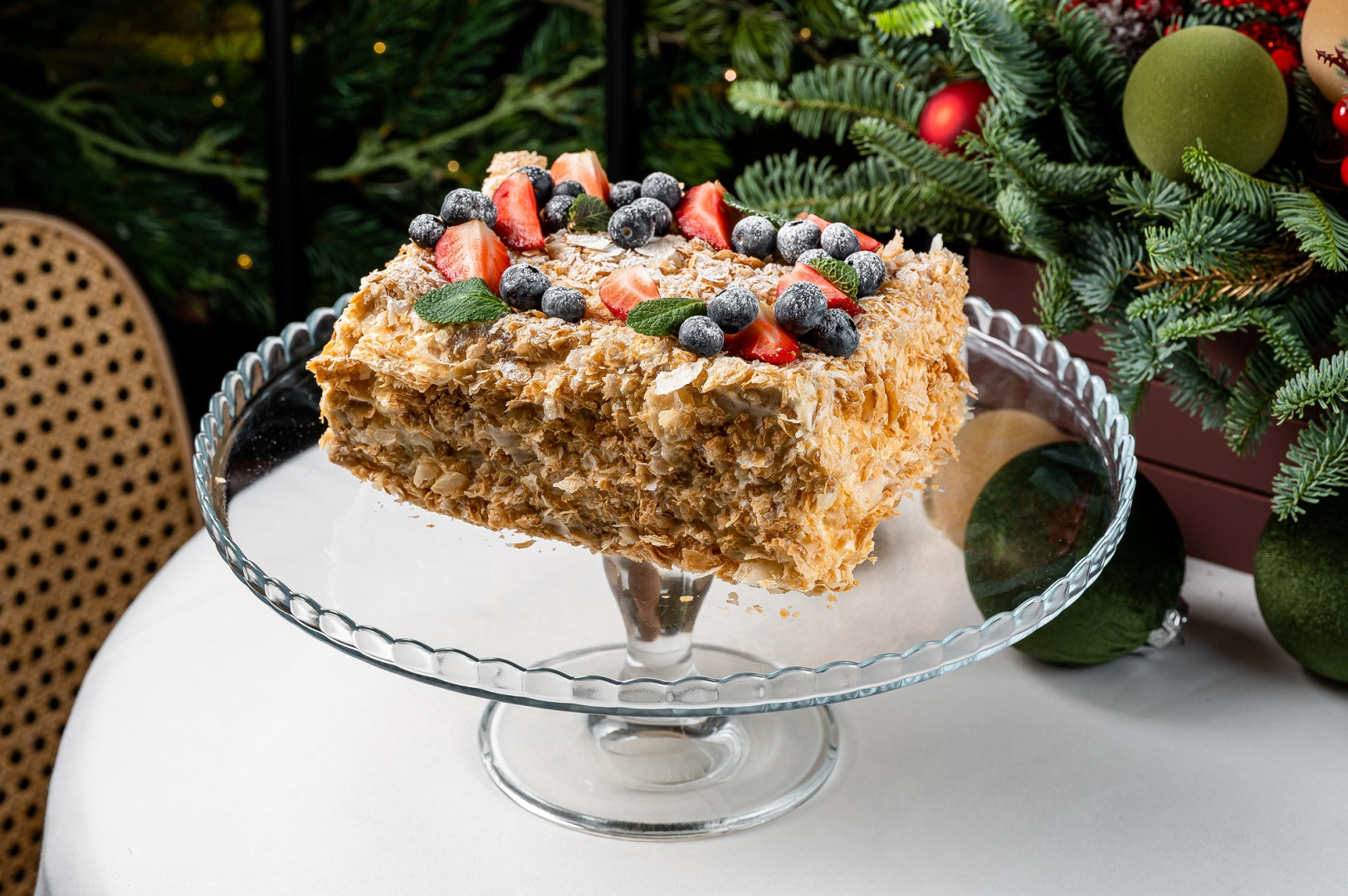 Снежный шар на сладкое - фотография № 10