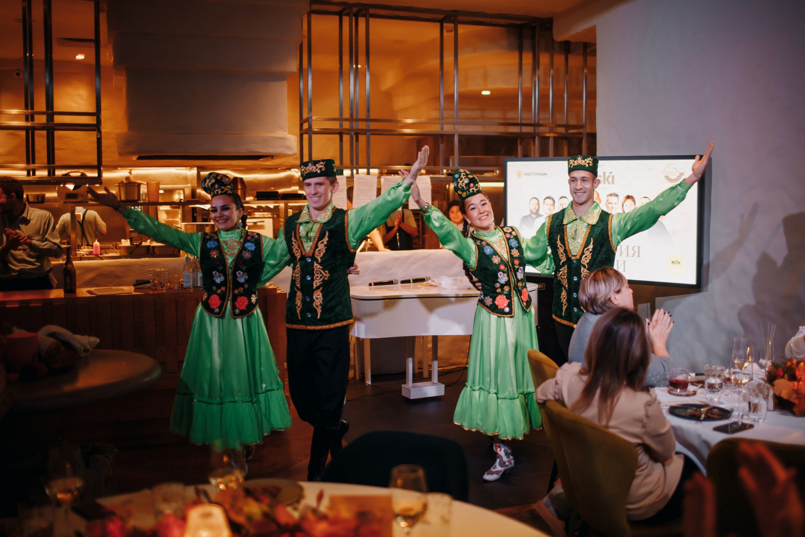 Гала-ужин фестиваля «География России» в ресторане Ruski - фотография № 7