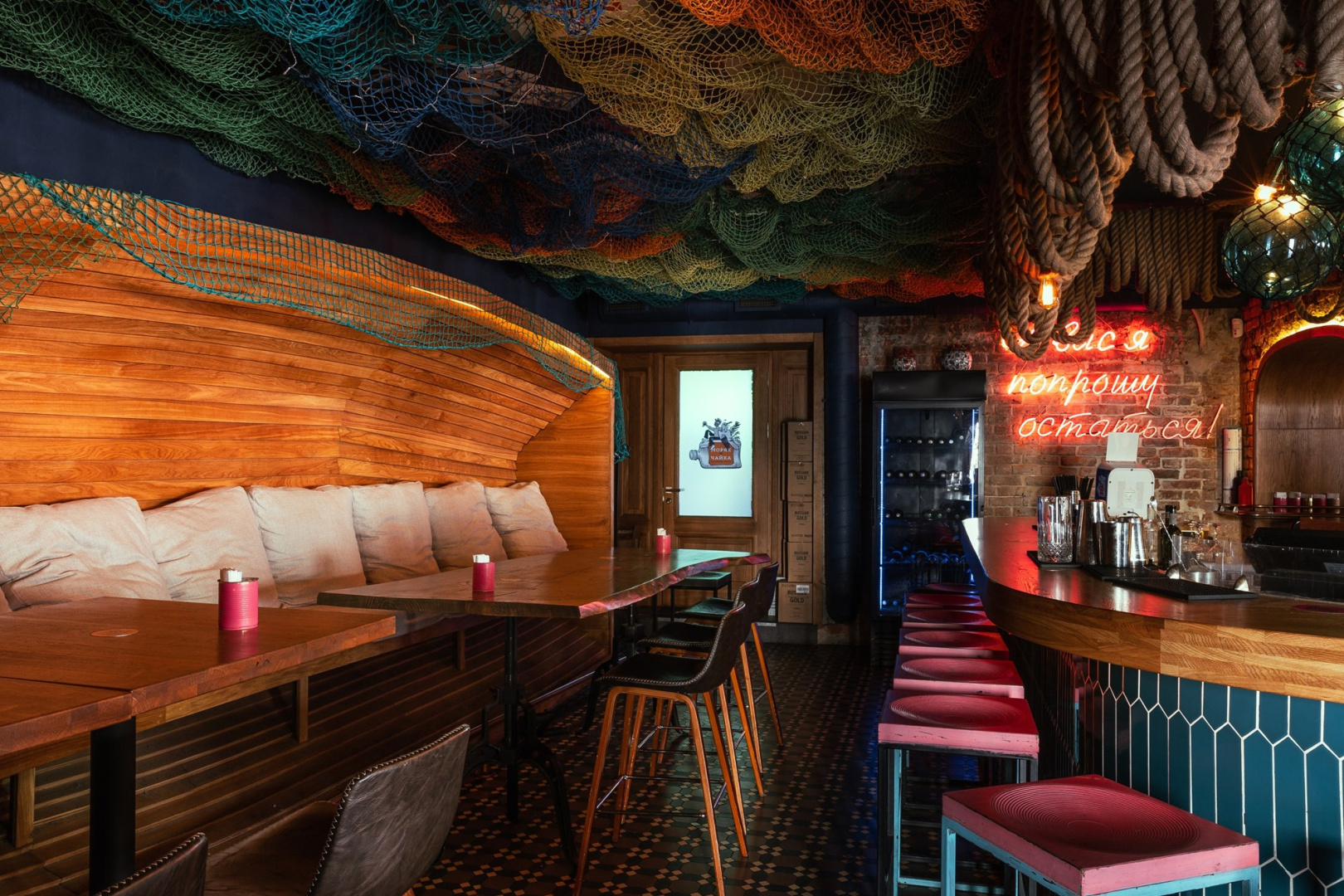 Моряк и Чайка на Покровке