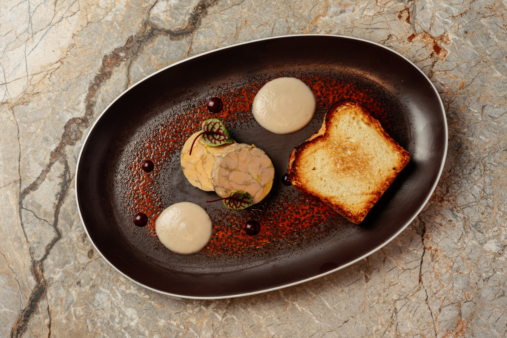 Повелитель огня — новый ресторан «ОМА» - фотография № 7