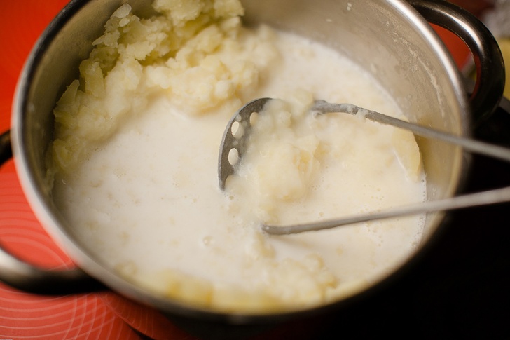 Картофельное пюре с чесноком и укропом - фотография № 4