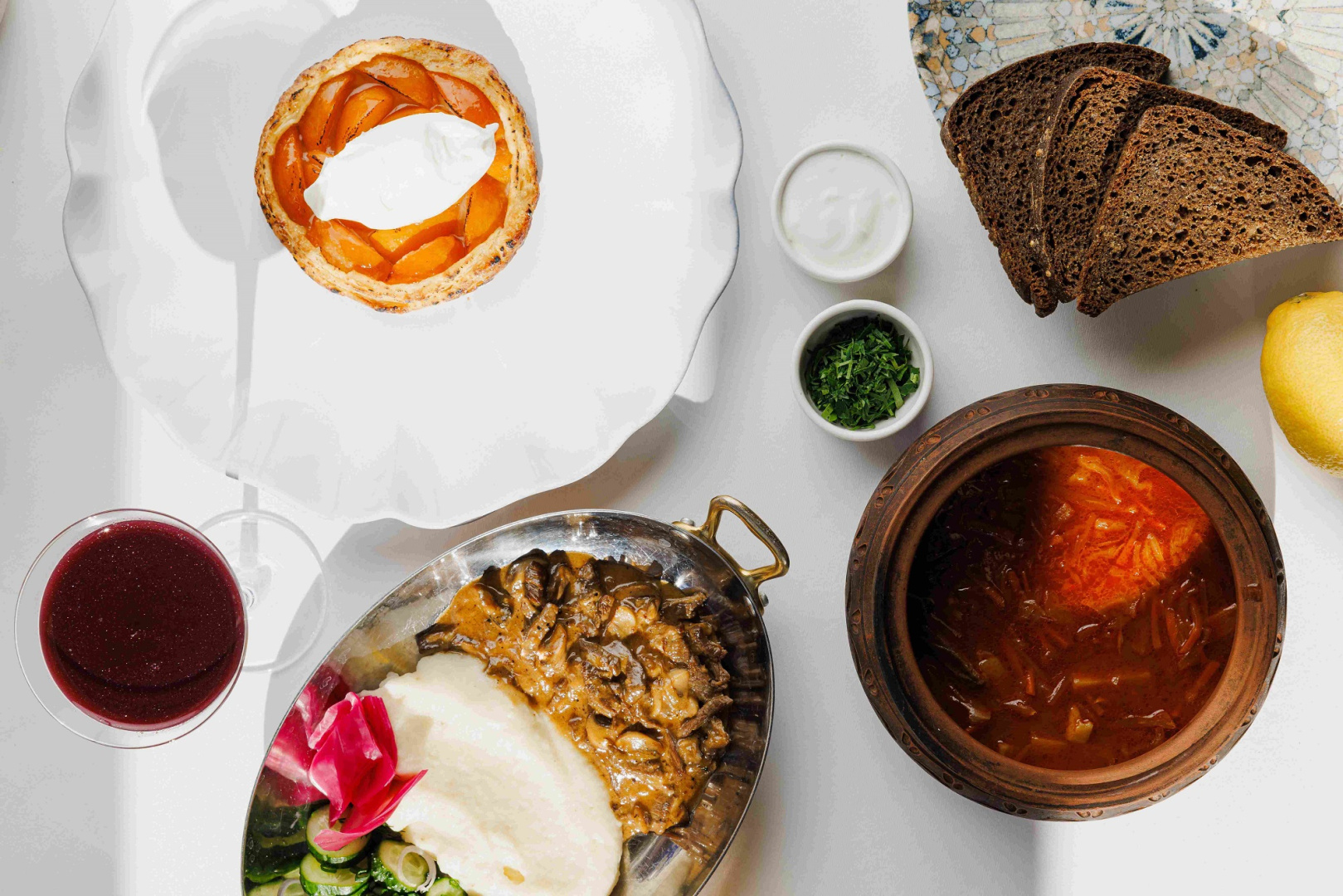 Космический сет в ресторане «Недальний Восток» - фотография № 2