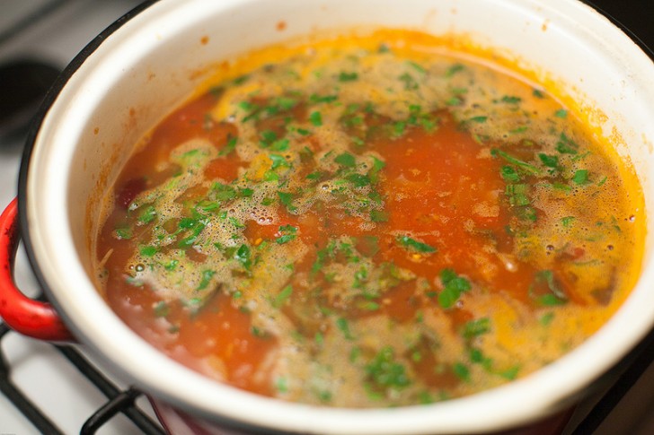 Томатный суп с фасолью - фотография № 9