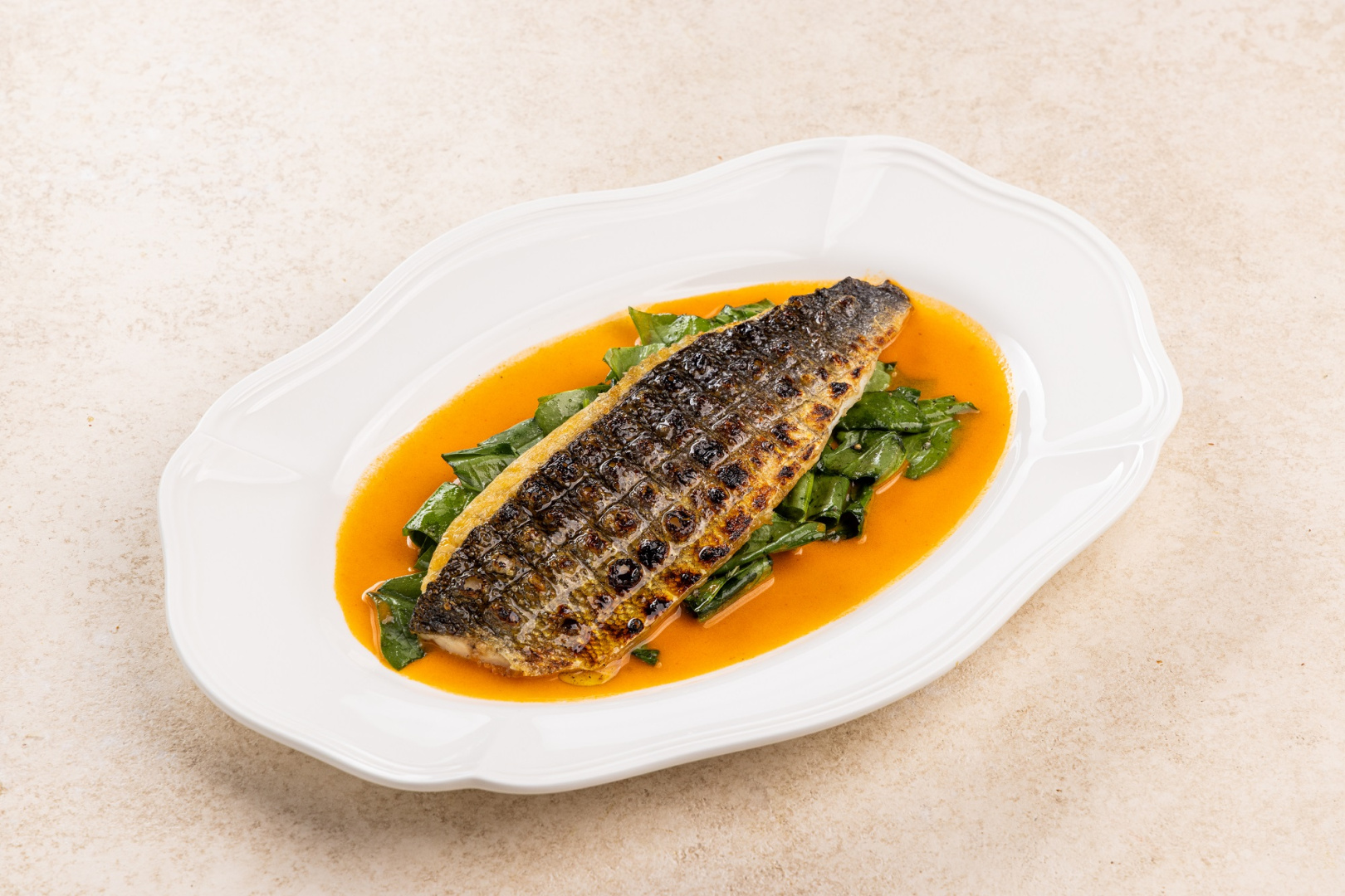 Новый ресторан «Оsh by Урюк» — проект, объединивший Дубай и столицу - фотография № 11