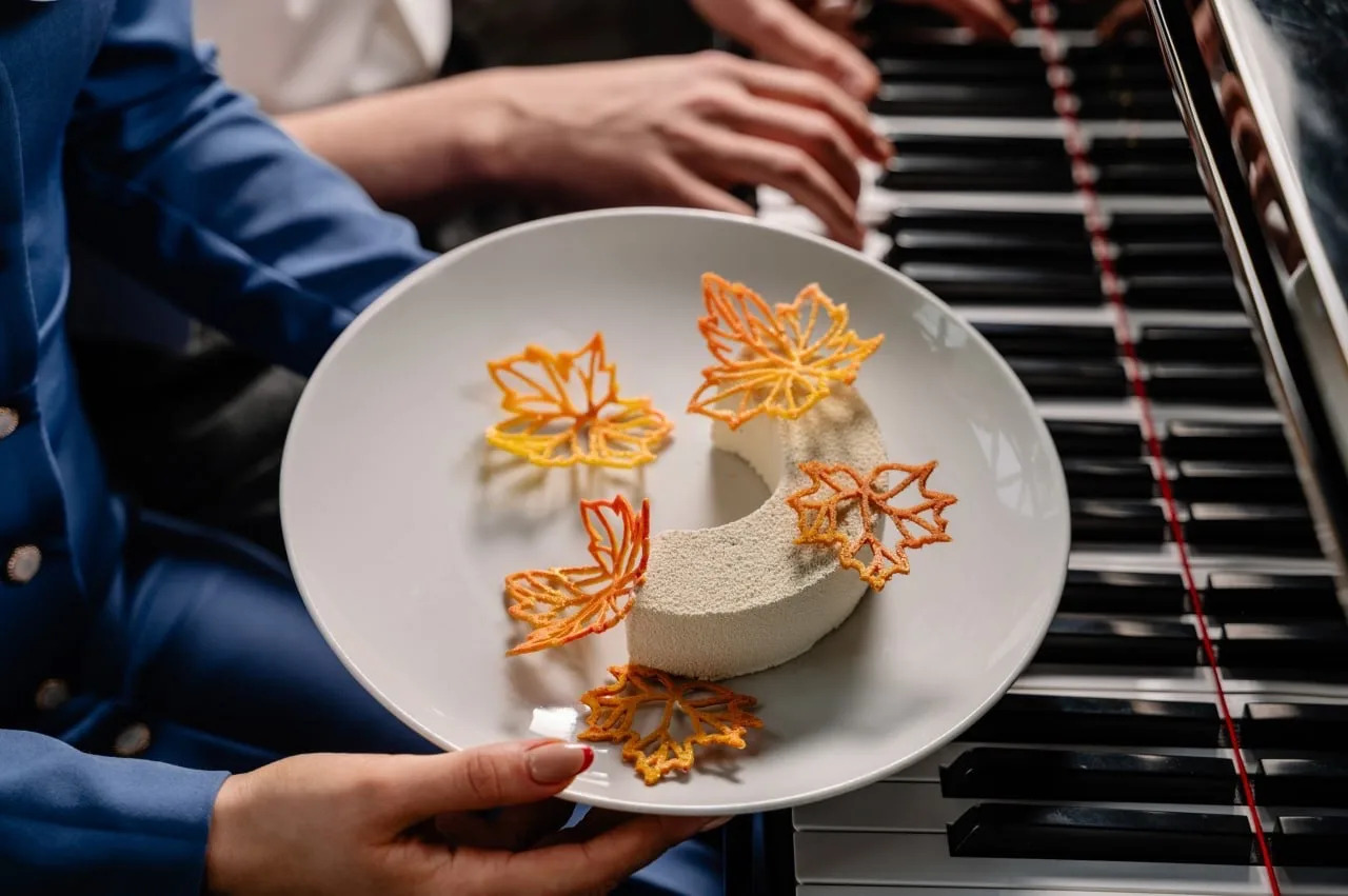 «Вальс-бостон» теперь в ресторане «Восход» - фотография № 1