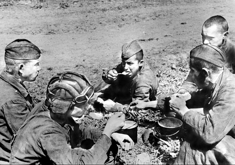 Полевая кухня: что ели солдаты на фронтах ВОВ - фотография № 6