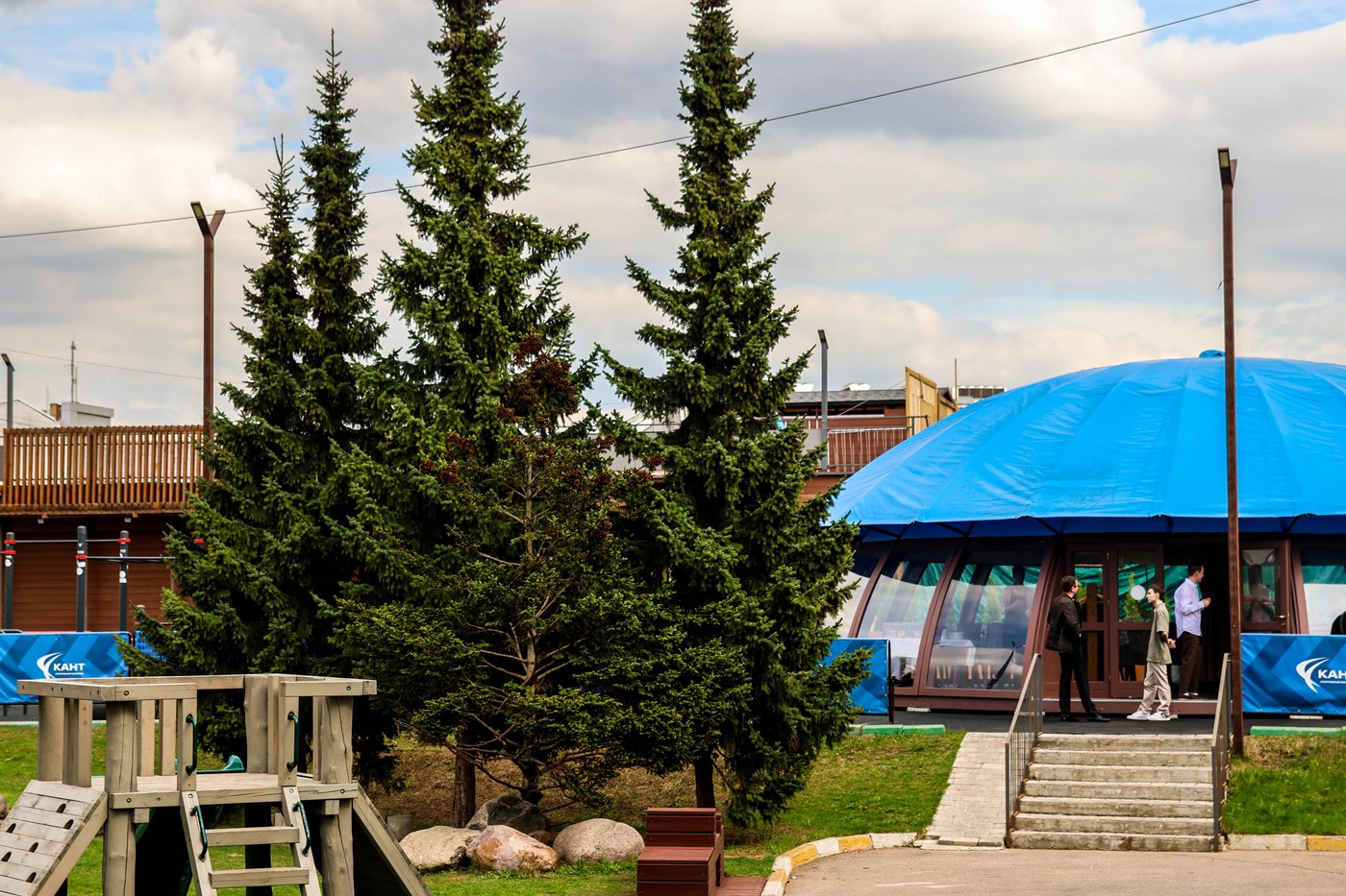 Chalet / Шале