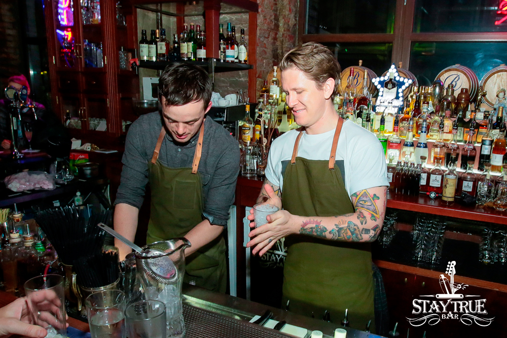 Гастроли лондонских бартендеров в Stay True Bar - фотография № 5