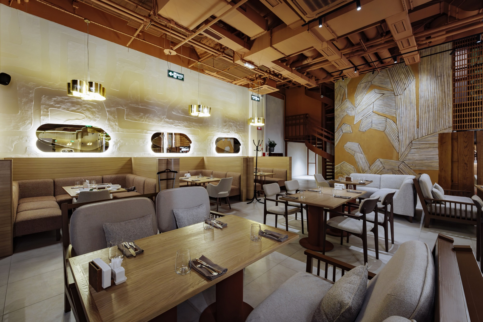 Новый ресторан «Оsh by Урюк» — проект, объединивший Дубай и столицу - фотография № 1