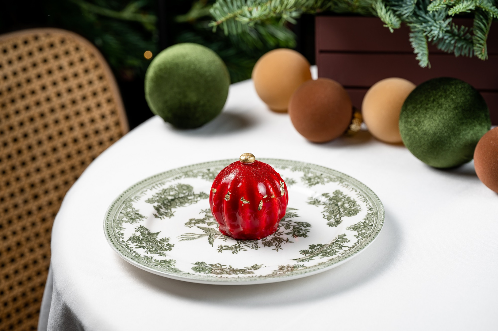 Снежный шар на сладкое - фотография № 6