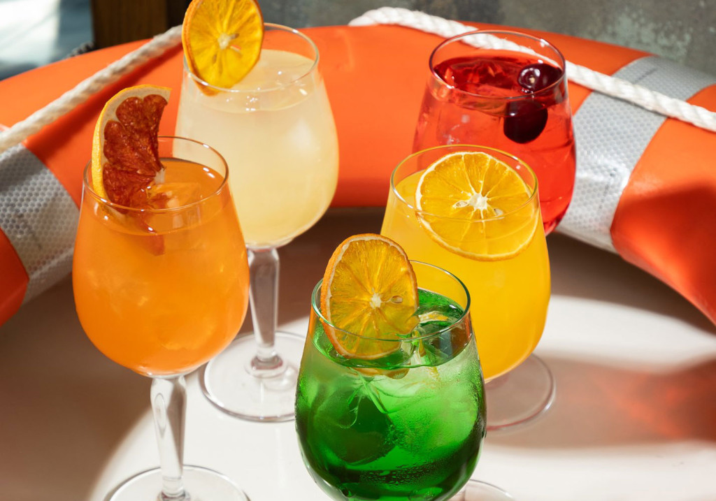 Моряк и Чайка на Новослободской фото меню 23