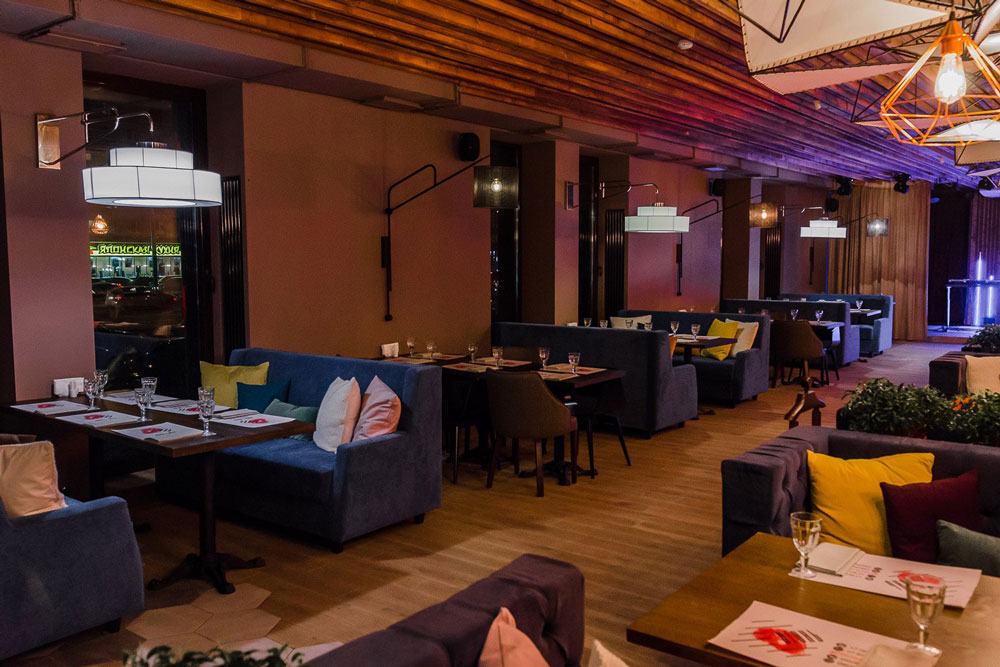 вообще огонь самара ресторан меню. огни ресторанов и баров. разжигатели уфа ресторан. кафе с открытым огнем. огни ярославль ресторан интерьер.