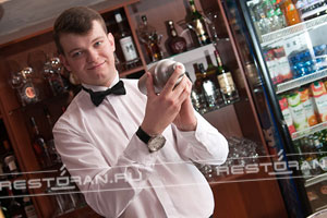 Фирменный коктейль от бармена Максима Лагодыча - фотография № 10