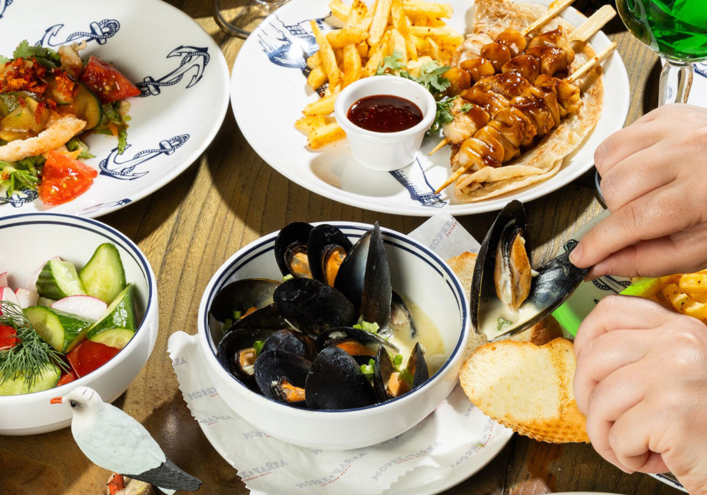 Моряк и Чайка на Новослободской фото меню 9