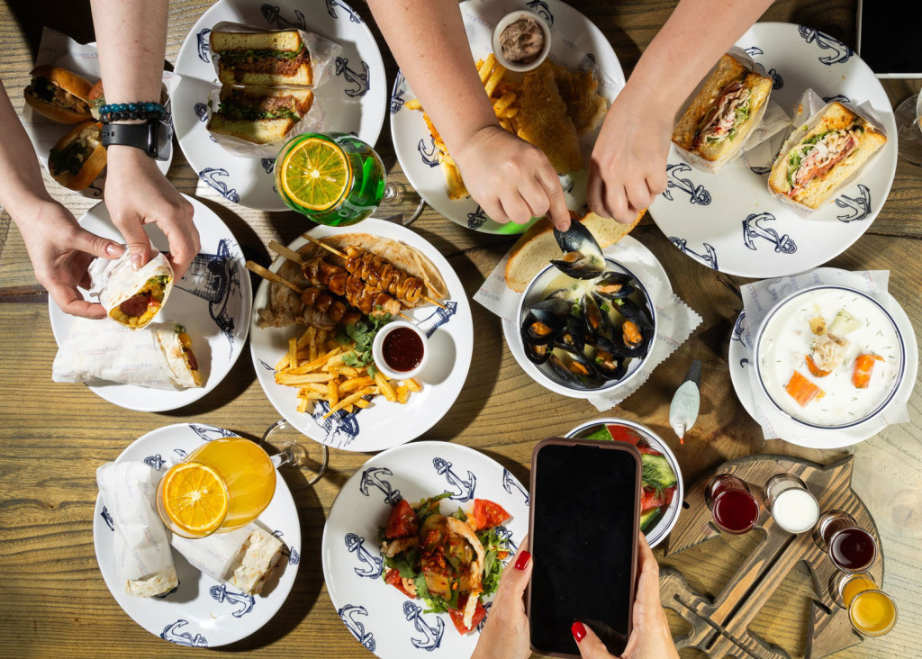 Моряк и Чайка на Новослободской фото меню 8