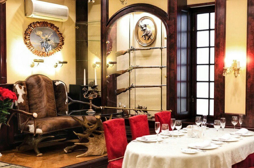 Ресторан Охотничий клуб. Санкт-Петербург, Новгородская ул., д. 27 ...