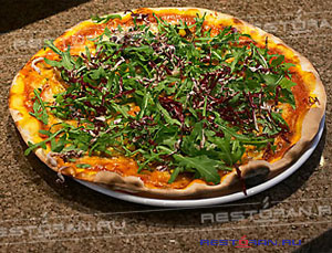 Вегетарианская пицца от шеф-повара ресторана "Бокончино" - фотография № 17