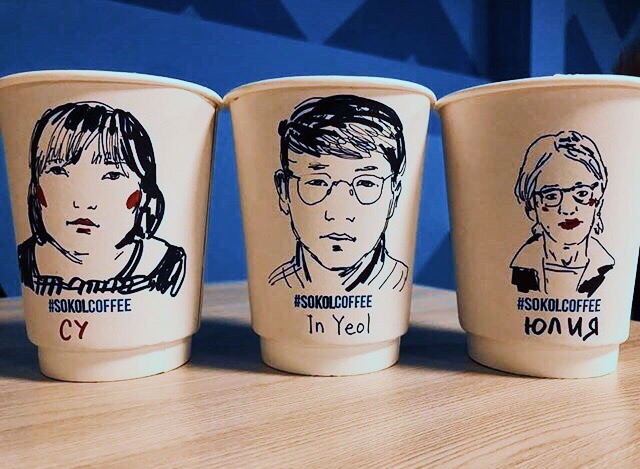Кофейня где рисуют на стаканчиках