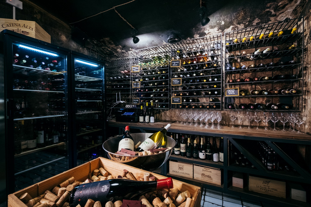 Гастробар Grape Wine & Kitchen на Новинском бульваре (м. Смоленская): меню и цен