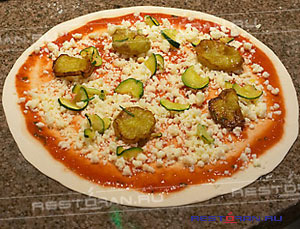 Вегетарианская пицца от шеф-повара ресторана "Бокончино" - фотография № 13