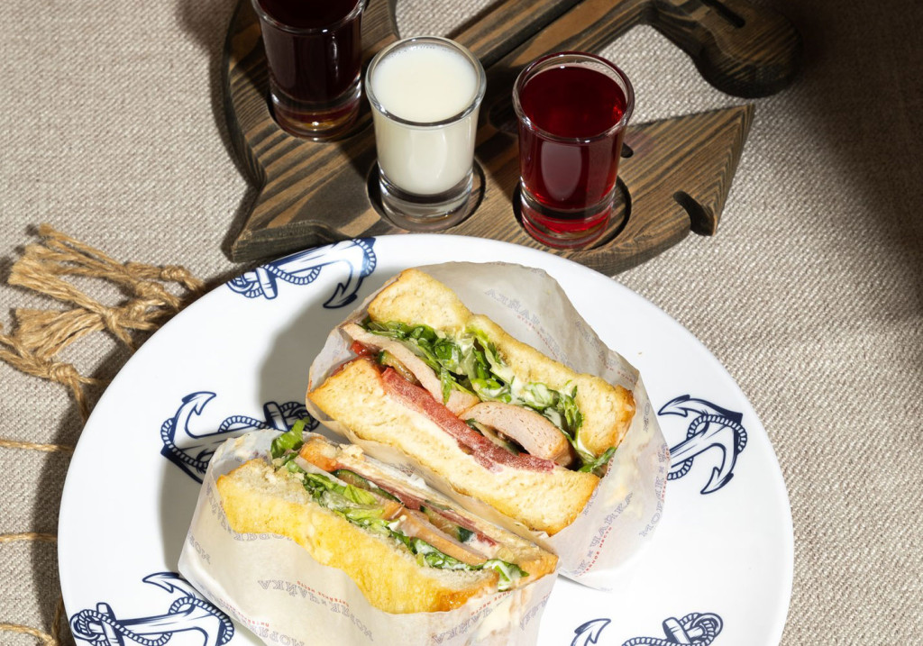 Моряк и Чайка на Маросейке фото меню 19