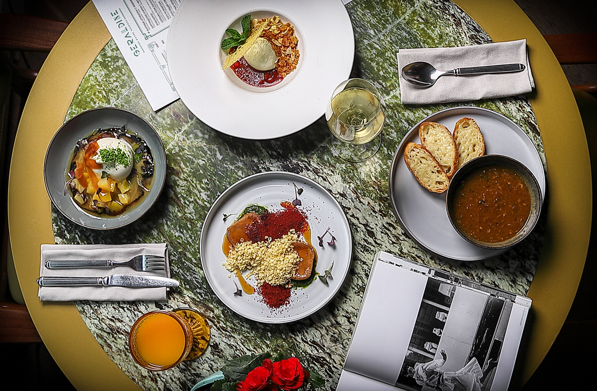 Шеф повар ресторана жеральдин. Жеральдин завтраки. Жеральдин ресторан москва. Ресторан жеральдин москва меню. Жеральдин меню.