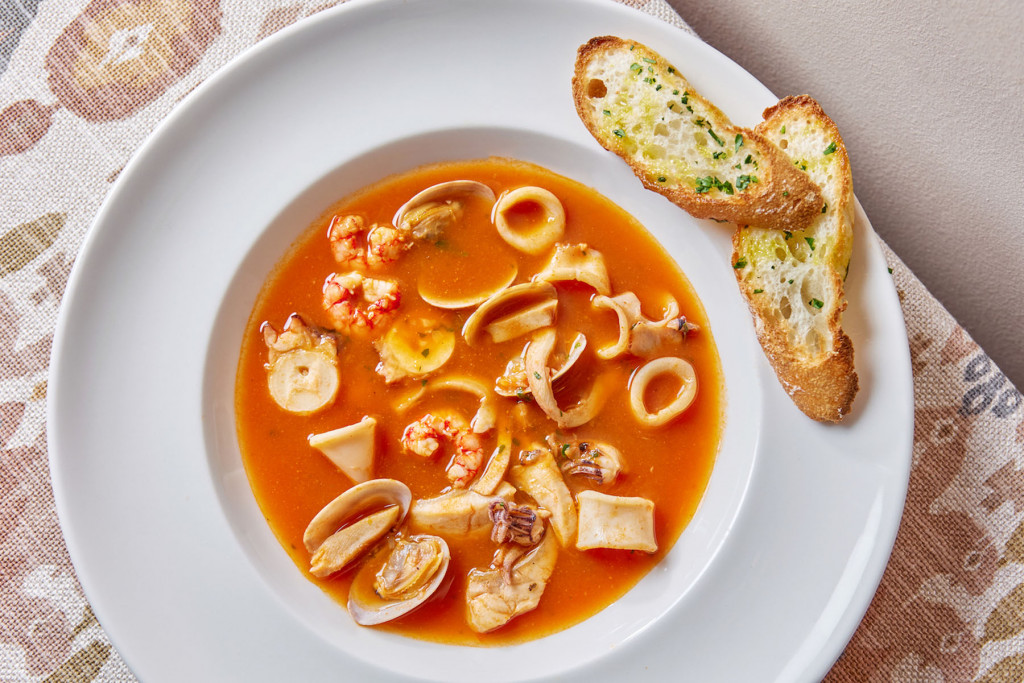 Сицилийский суп с морепродуктами