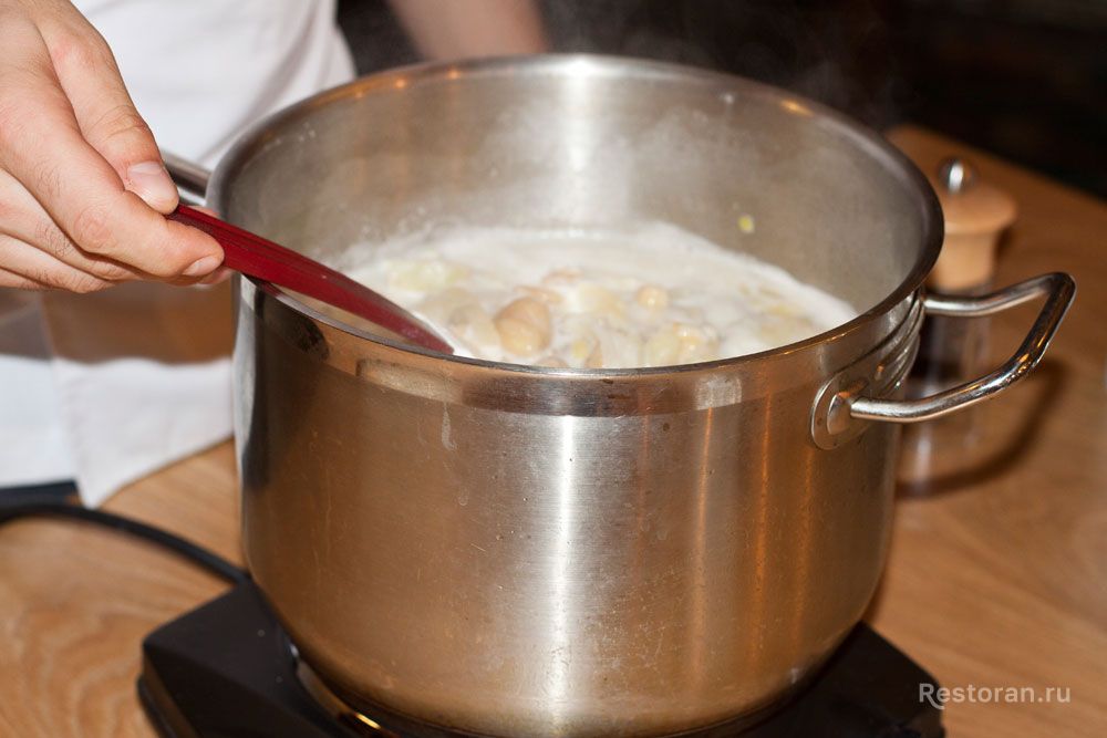 Каштановый крем-суп с беконом из кафе «Щислива» - фотография № 10