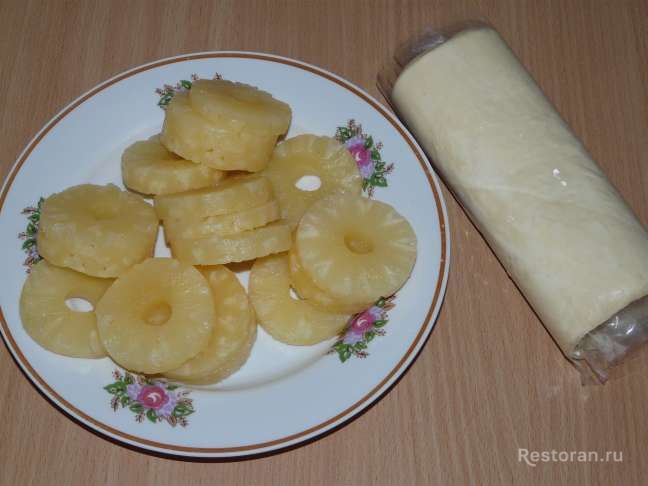"Ромашки" ананасы в слоёном тесте - фотография № 1