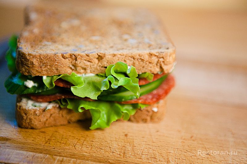 Сэндвич с салями - фотография № 7