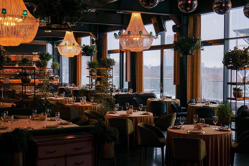 видовой ресторан Трамплин панорамный ресторан Воробьевы горы ресторан для новогоднего корпоратива
