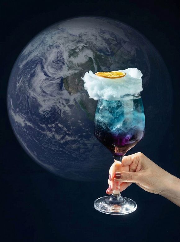 День космонавтики в барах «Моряк и Чайка»