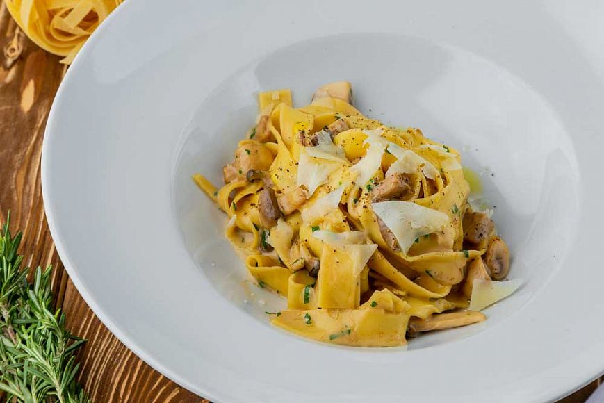 рецепт от шеф-повара ресторана Romeo’s Restaurant блюдо итальянской кухни паста блюдо с грибами
