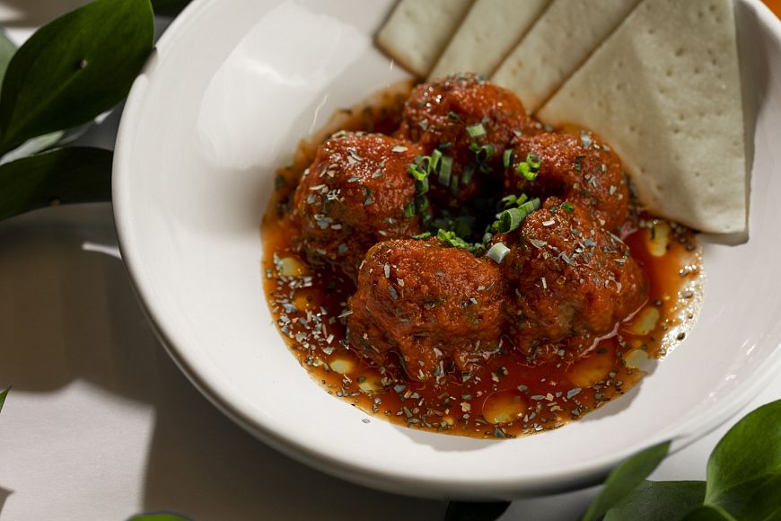 блюда греческой кухни греческая пицца Гермес