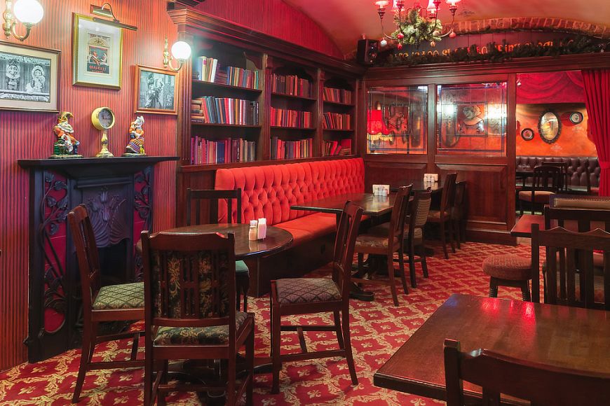 Спектакль «Жизнь не имеет сюжета»