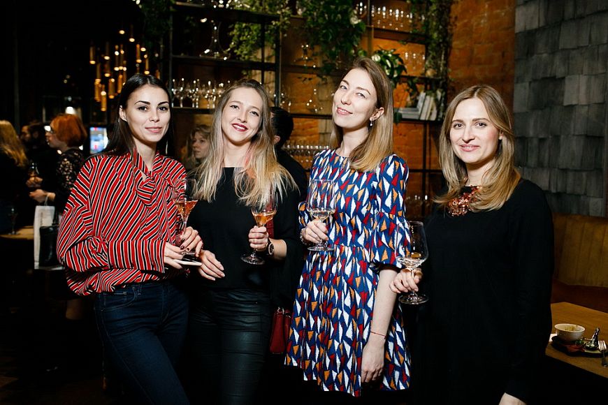 Открытие SimpleWine&Bar