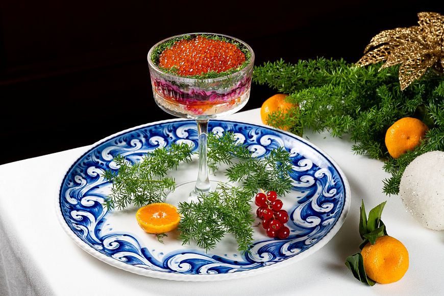 Новый год на борту: праздничное меню в ресторане-яхте «Чайка»